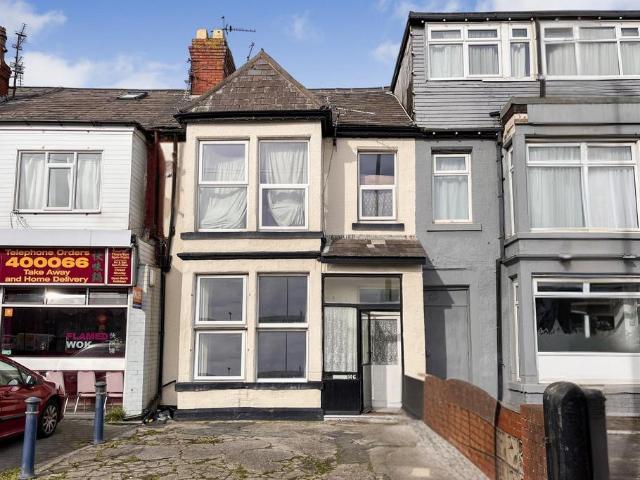 Flat for rent in Blackpool, Isle Of Man