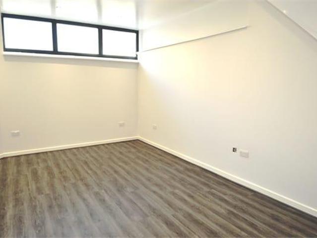 Flat for rent in East Greenwich, Greater London