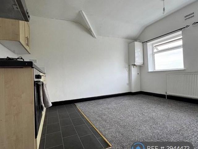 Flat for rent in Little Leigh, Barnton