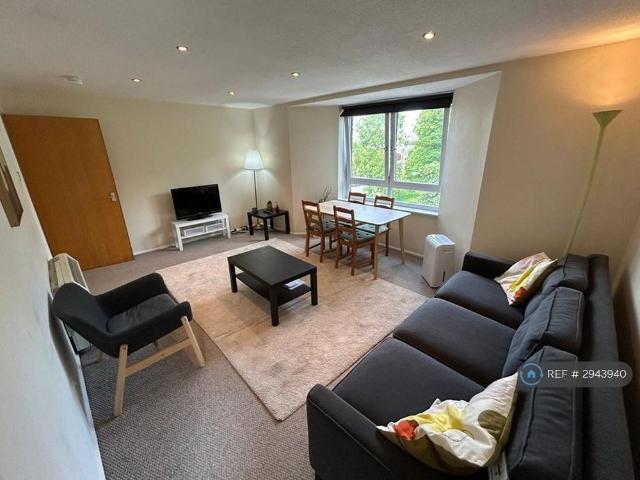 Apartment for rent in Linthouse, Scotland
