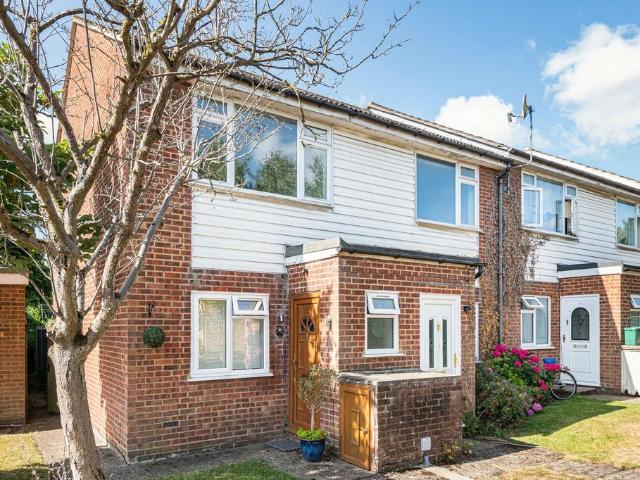 Flat for rent in Uxbridge, Cowley