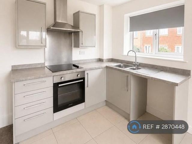 Flat for rent in Claremont, Blackpool