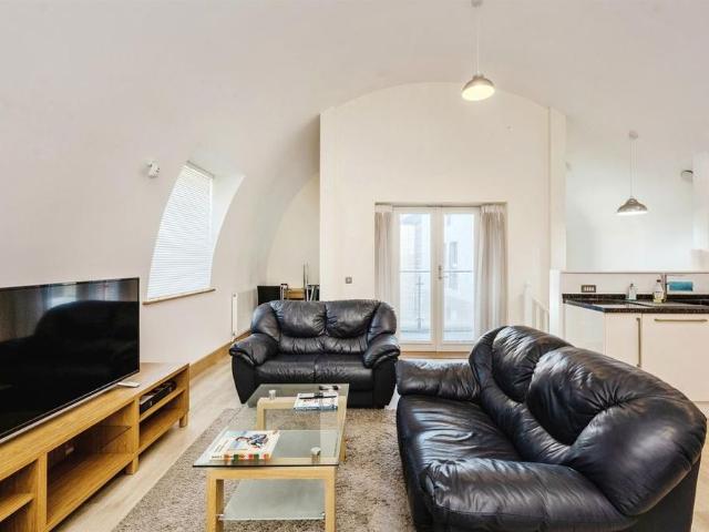 Apartment for rent in Mount Pleasant, Nangreaves