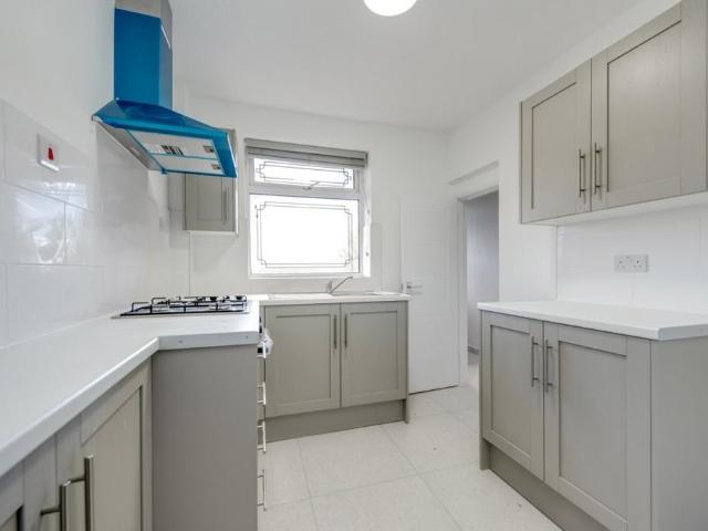 Flat for rent in Colney Hatch, Isle Of Man