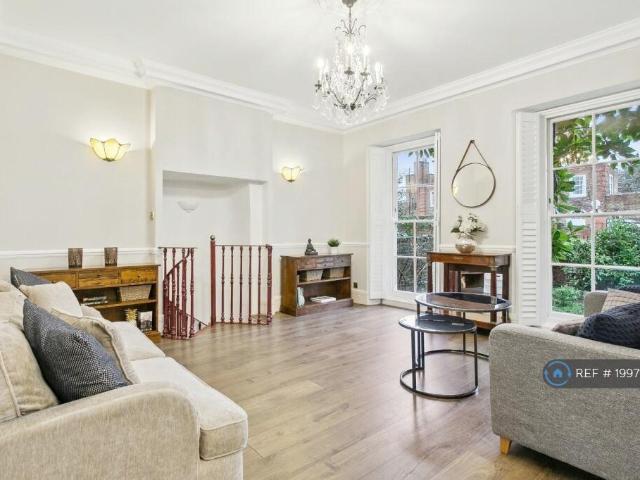 Flat for rent in Petersham, Greater London