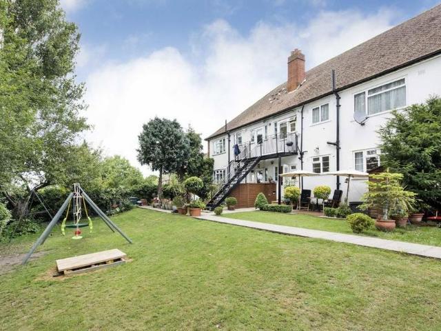 Apartment for rent in West Hendon, The Hyde
