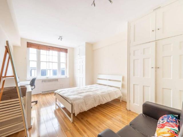 Apartment for rent in Bayswater, Isle Of Man