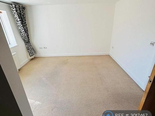 Apartment for rent in Slough
