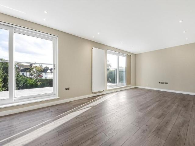 Apartment for rent in Golders Green, Greater London