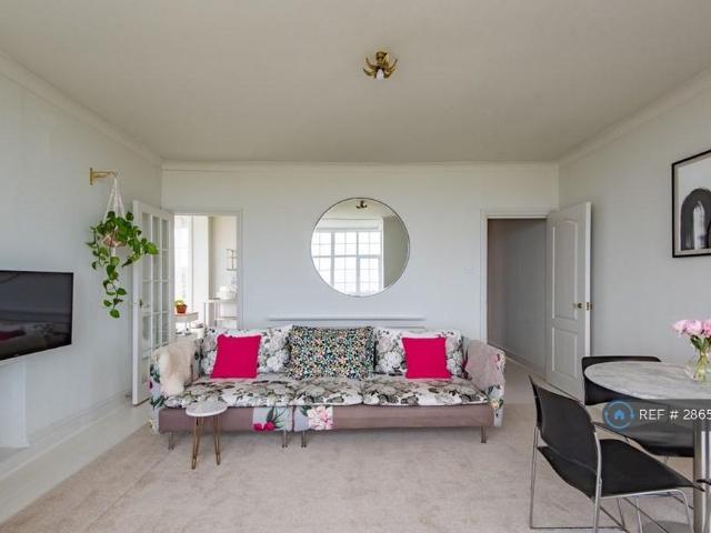 Apartment for rent in Westbrook, Acol