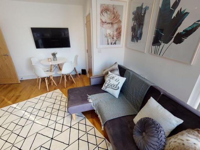 Apartment for rent in Lenton Abbey, City of Nottingham
