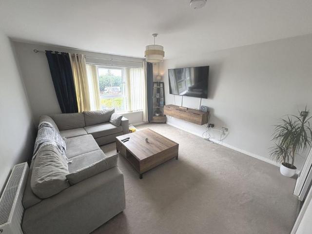 Apartment for rent in Ferry Village, Renfrew
