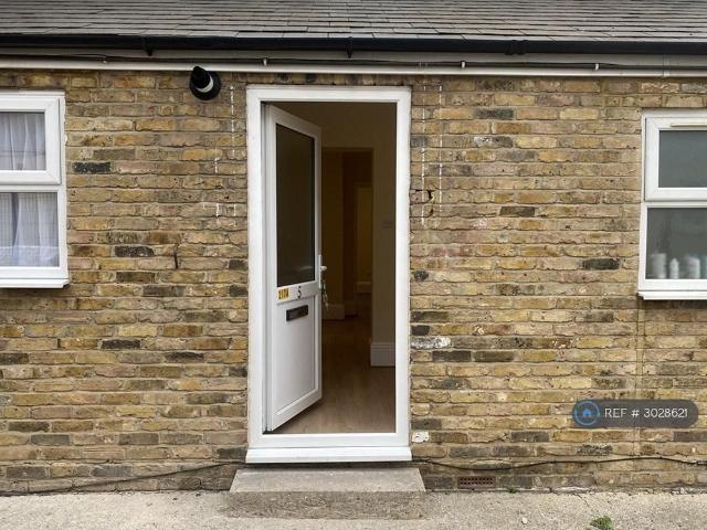 Apartment for rent in Cheshunt, Broxbourne
