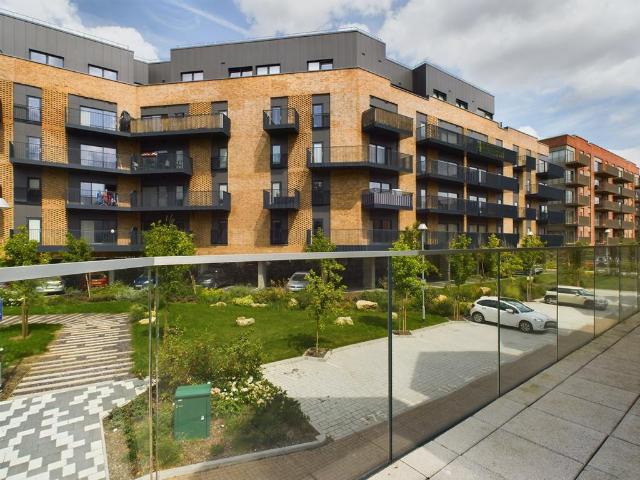Flat for rent in South Ashford, Bridgefield