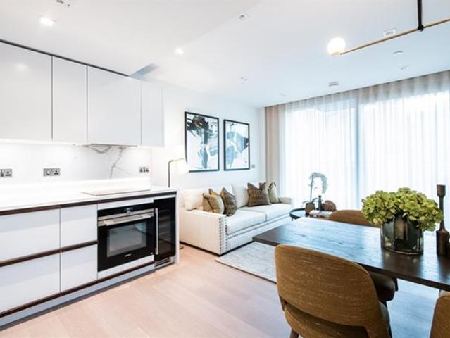 Flat for rent in Paddington, Greater London