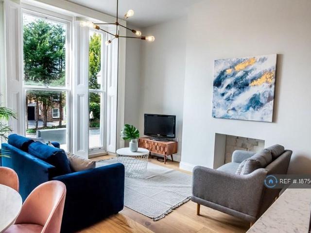 Apartment for rent in St James, Sandown Park