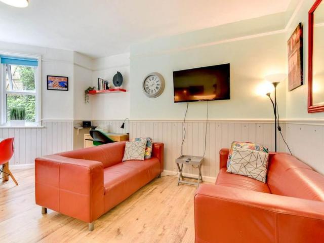 Apartment for rent in Aldrington, Isle Of Man