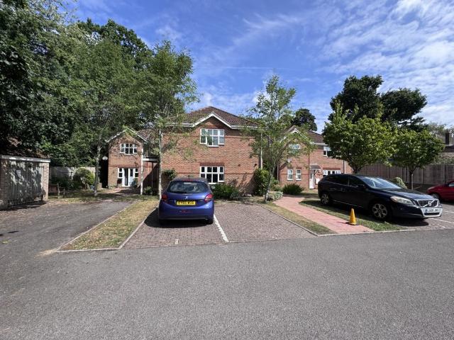 Apartment for rent in Cuckoo Bushes, Eastleigh