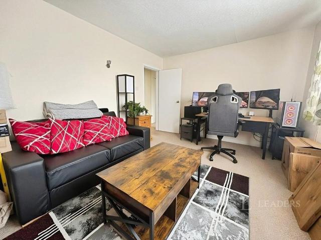Apartment for rent in Milverton, Green Close