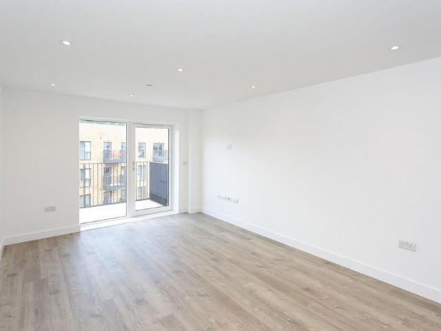 Apartment for rent in The Image, Pouchen End