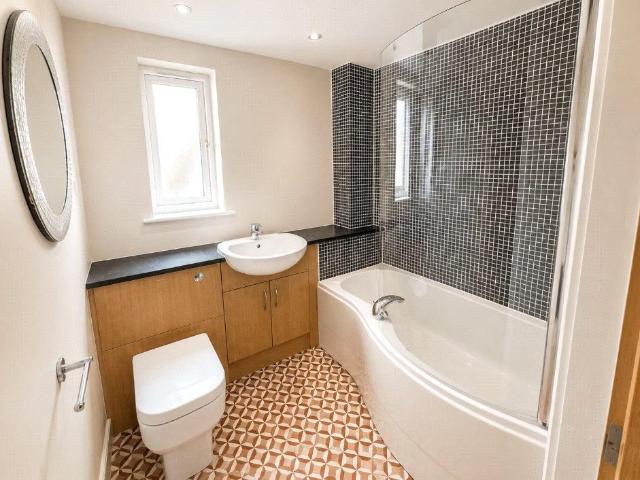 Apartment for rent in Newtown, Two Mills