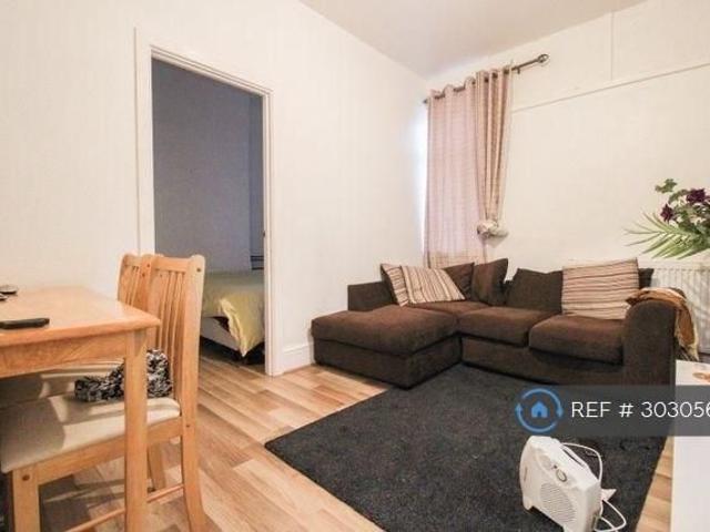 Apartment for rent in London Borough of Croydon, Greater London