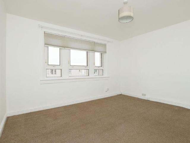 Apartment for rent in Gallowhill, Paisley
