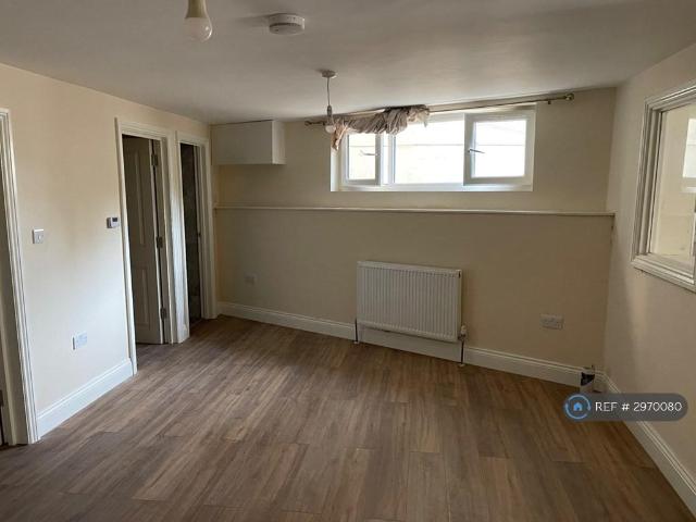 Flat for rent in Hamerton, Kent