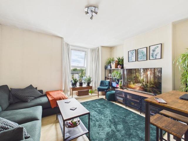 Apartment for rent in St. Mildred's, The Bridge
