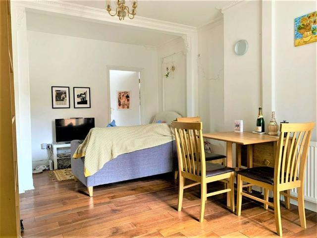 Apartment for rent in Archway, Greater London