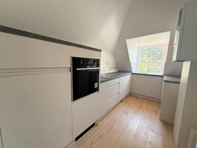 Apartment for rent in Aldrington