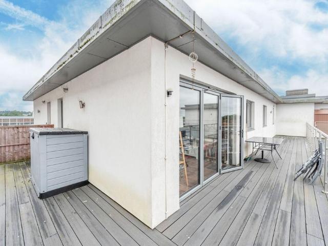 Flat for rent in London Borough of Harrow, Greater London