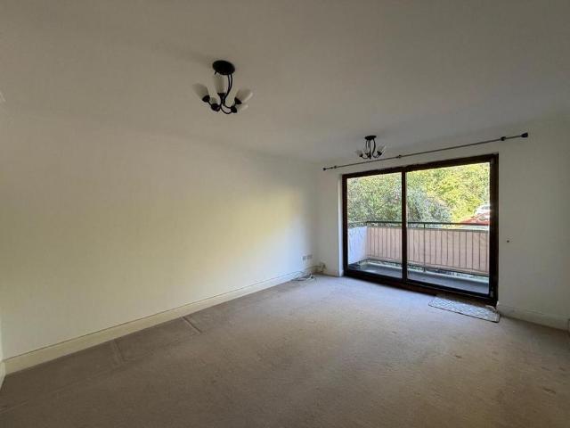 Apartment for rent in London Borough of Croydon, Greater London