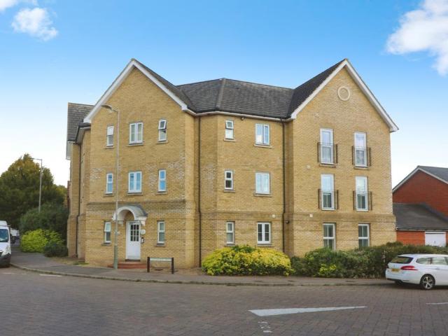 Flat for rent in Great Ashby, King's Walden