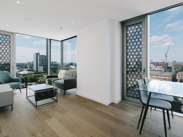Flat for rent in City Centre, Georgia