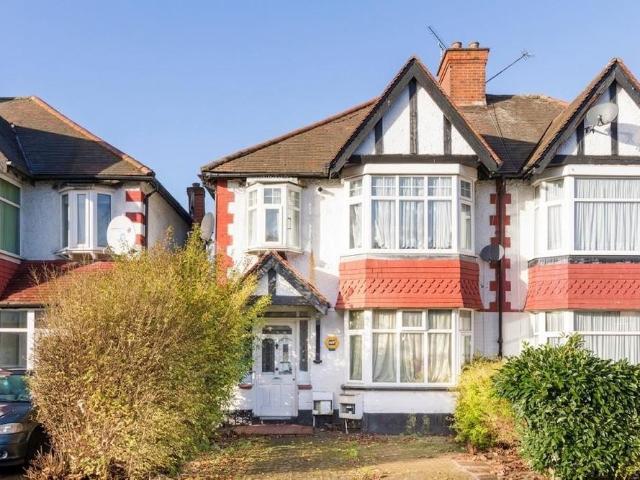Apartment for rent in Sudbury, Greater London