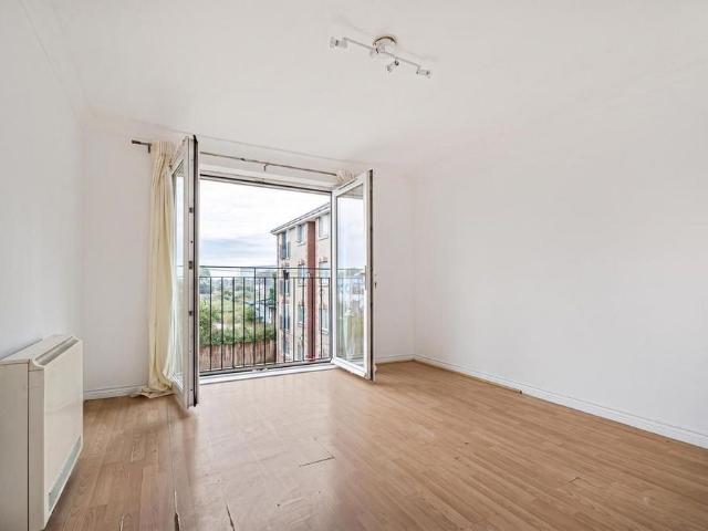 Apartment for rent in Tilbury, Essex