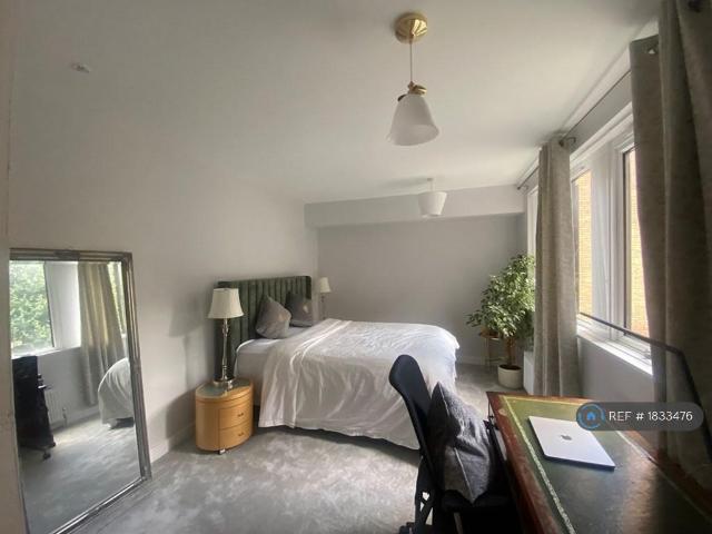 Flat for rent in Fulham, Greater London