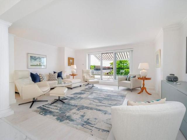 Apartment for rent in South Kensington, Greater London