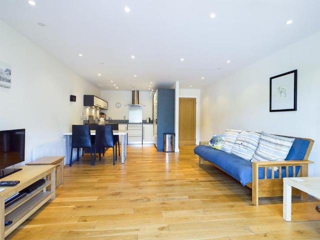 Apartment for rent in Mount Pleasant, Nangreaves