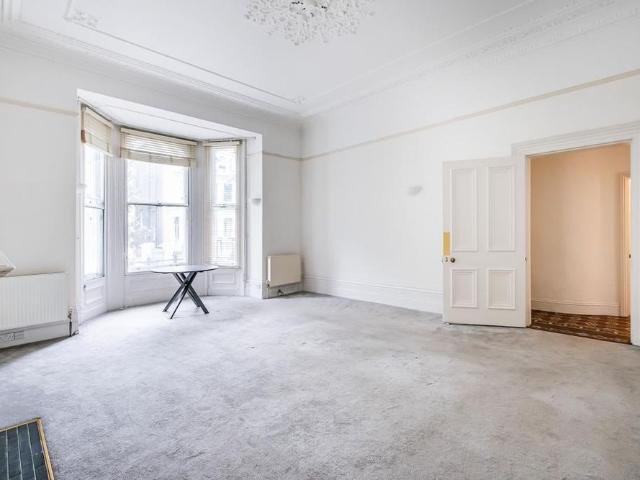 Apartment for rent in The Boltons, Greater London