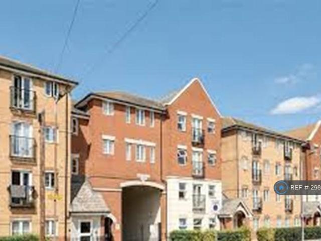 Flat for rent in Greater London