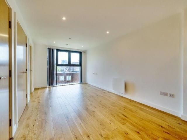 Apartment for rent in Calthorpe Fields, Isle Of Man