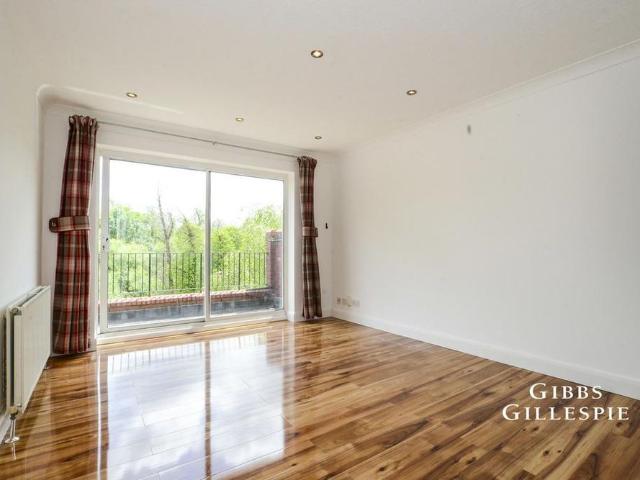 Apartment for rent in Batchworth