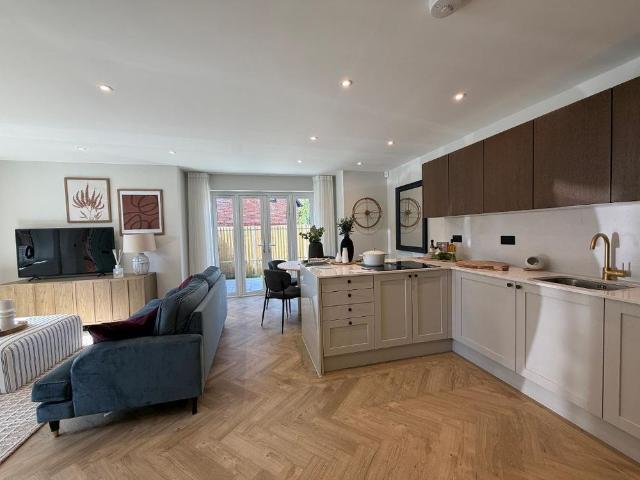 Apartment for rent in Hillview, Surrey