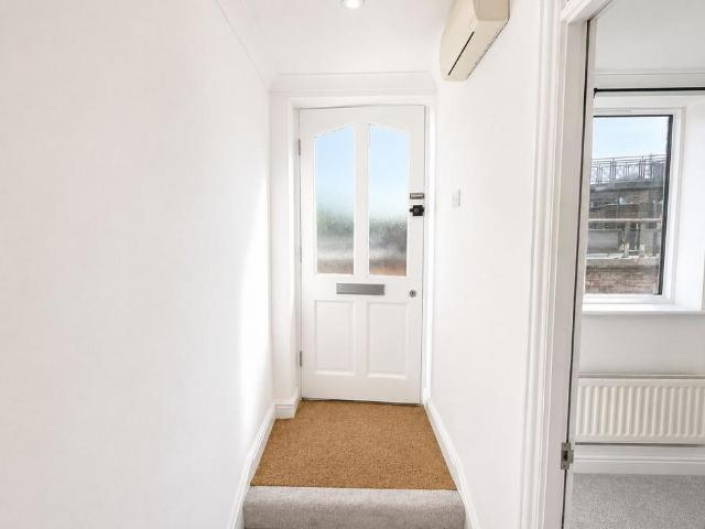 Flat for rent in Daws Hill, Cressex