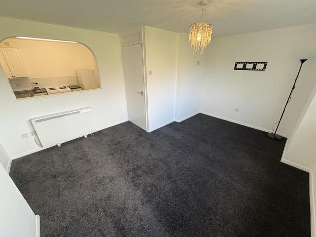 Apartment for rent in Falcon Lodge, Wales