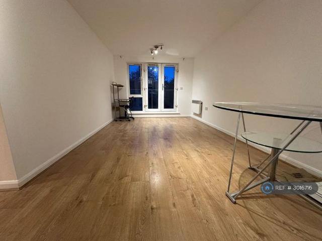 Apartment for rent in Slough