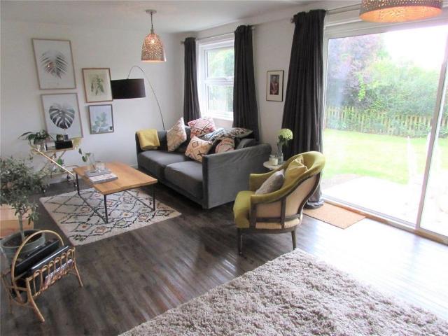 Apartment for rent in Henley-on-Thames, Berrick Salome