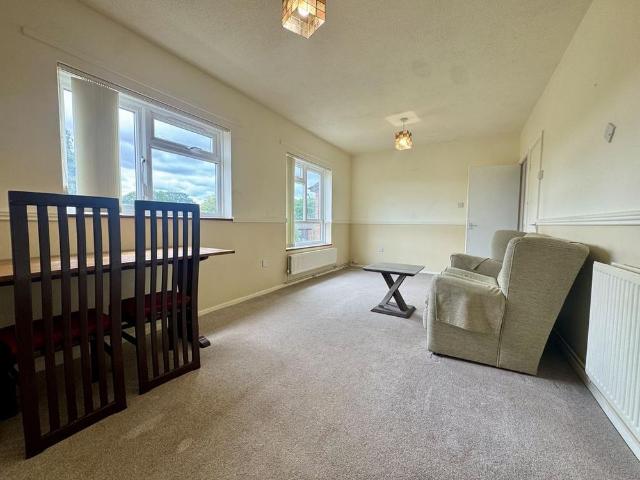 Apartment for rent in Earlham Rise, East Bank
